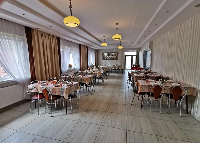 Osrodek Royal منزل للإقامة